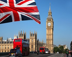 “双减”加码引发低龄留学热，想踏进英国私校大门？国内普娃应该这样做！