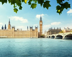 英国留学重大利好：“高潜力人才计划” 本月底生效，毕业生可直接定居！