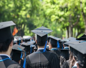 对付广撒Waitlist的美国大学“海王”，学会这几招就够转正复活了！