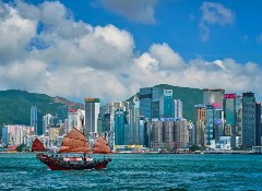 暴涨200%，港八申请人数“爆表”！录取率却低至3%？