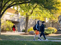 SAT全球考生突破200万大关！亚裔高分激增，美国大学严查申请造假！