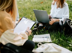 2026考研出分！有人晒分，有人崩溃爆哭，有人已手握海外Offer...