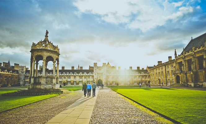 去英国高中留学的申请流程是什么？