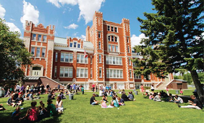 可以通过哪些方式实现留学加拿大高中？