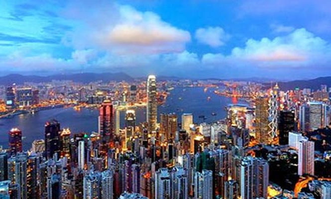 香港升学：本科费用与研究生费用对比分析解读