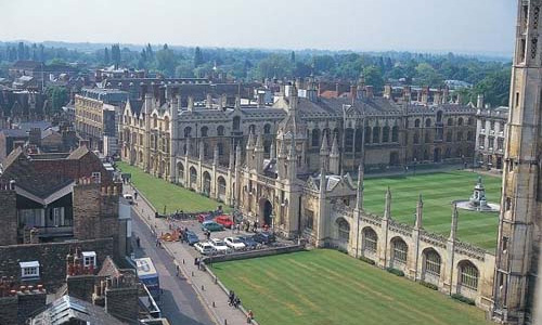 英国出国留学预科硕士连读费用是多少