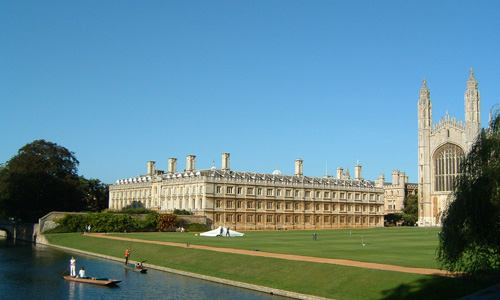 最新英国留学本科和硕士申请时间规划