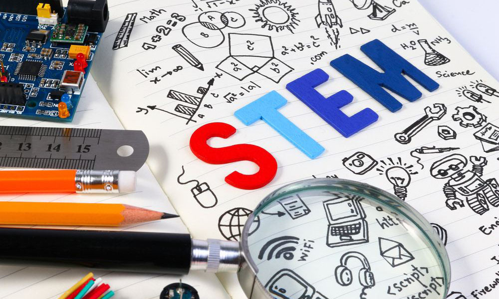 到美国留学，STEM专业更容易拿绿卡哦！