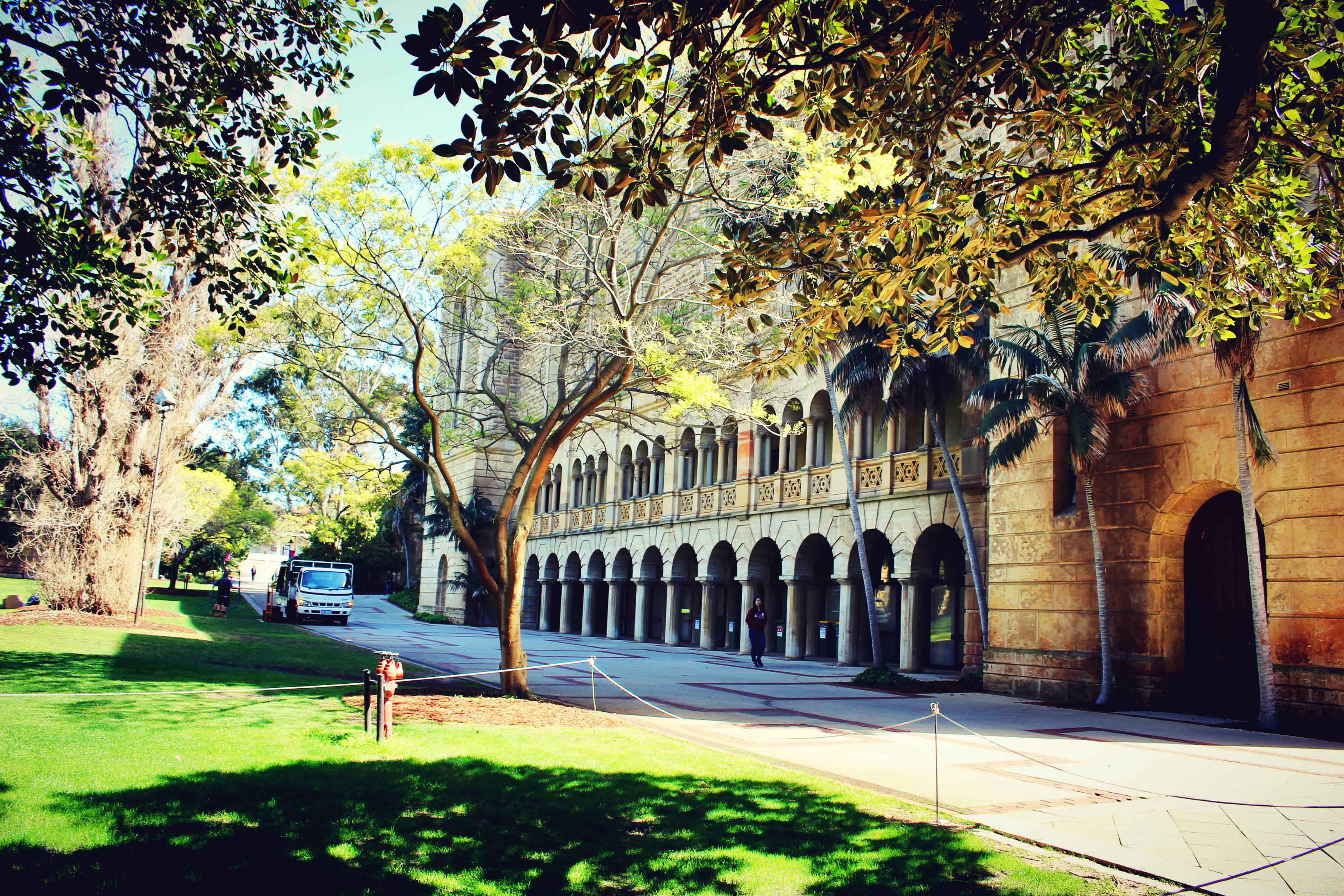 留学须知：美国滚动招生那些事儿