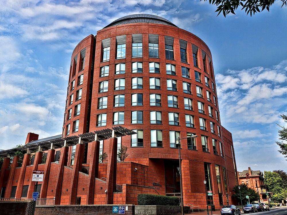 去美国就读市场营销专业应该如何规划？