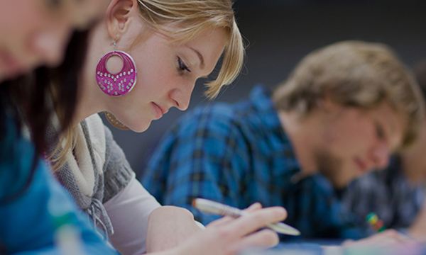 申请美国研究生留学，如何与教授套磁？