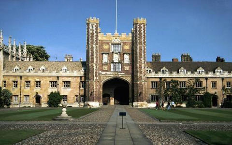 什么时候去美国留学比较好？