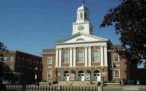 美国留学应该考GRE还是GMAT?还是考什么呢？