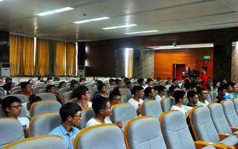 美国研究生留学考试考什么科目？